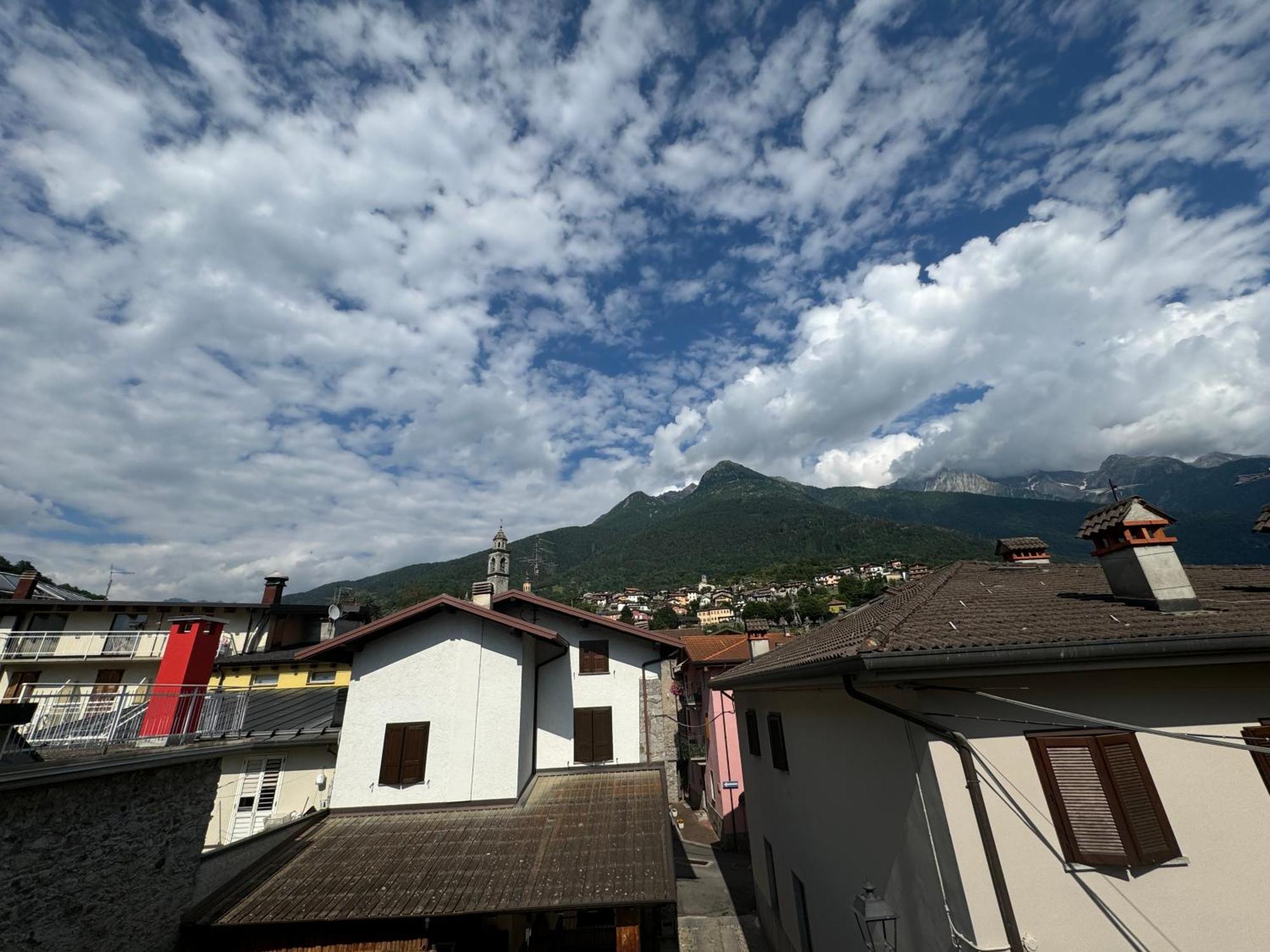 Vacanza Dalla Maria Edolo Exterior foto